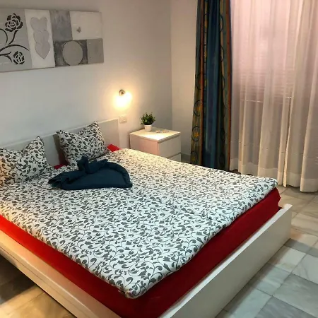 Ground Floor No 5 With Fantastic Heated Pool Close To The Sea, Gardensite Apartamento Arona (Tenerife)