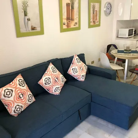 Ground Floor No 5 With Fantastic Heated Pool Close To The Sea, Gardensite Apartamento
