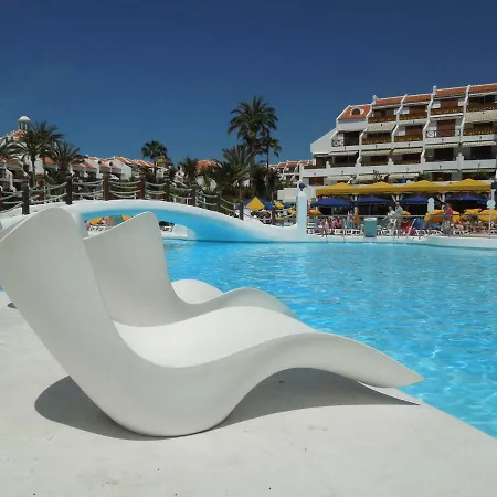 Ground Floor No 5 With Fantastic Heated Pool Close To The Sea, Gardensite Apartamento *