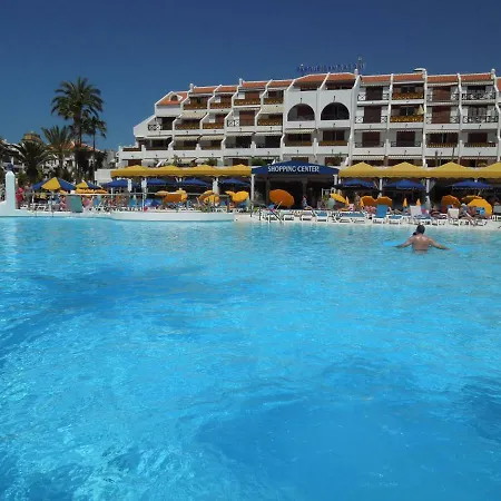 Ground Floor No 5 With Fantastic Heated Pool Close To The Sea, Gardensite Apartamento Arona (Tenerife)