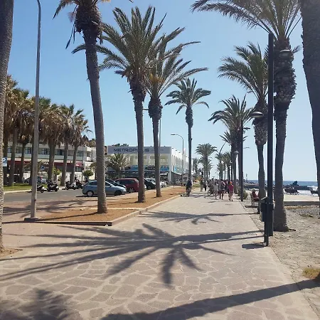 Apartamento Ground Floor No 5 With Fantastic Heated Pool Close To The Sea, Gardensite