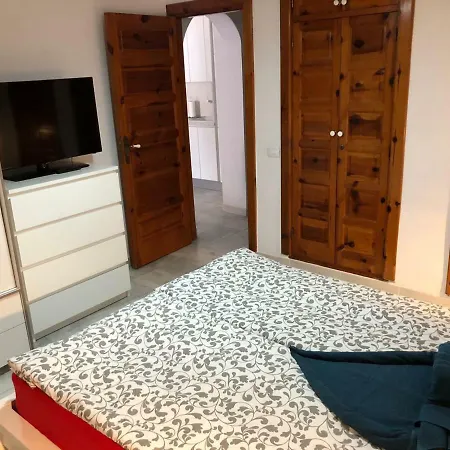 Ground Floor No 5 With Fantastic Heated Pool Close To The Sea, Gardensite Apartamento